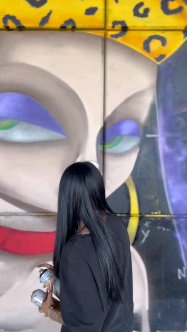 Post 6 by Hany Annh on Instagram (video)