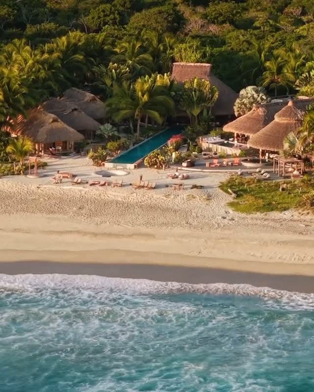 Post 8 by Sammy Gafari on Instagram (video)