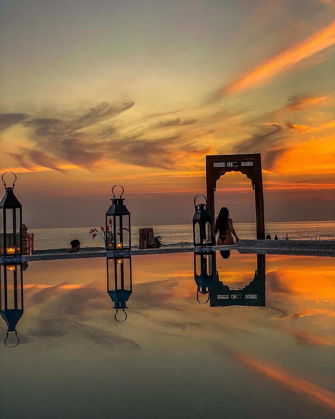 Post 2 by Sammy Gafari on Instagram (carousel)