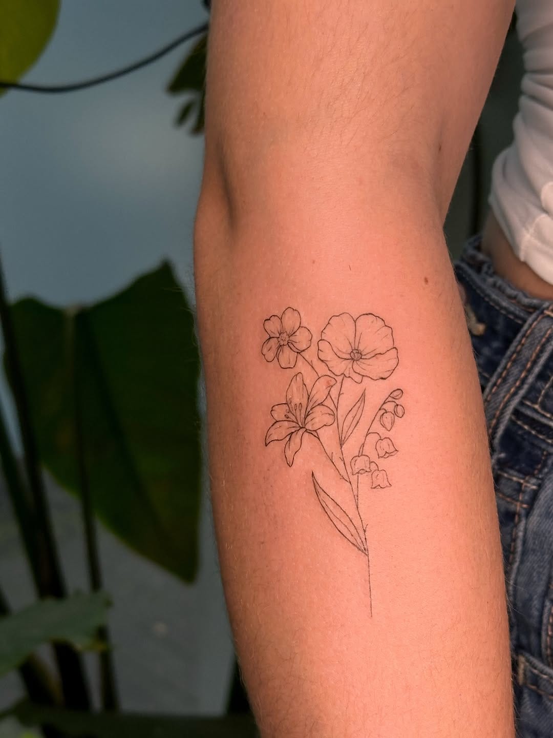 Post 5 by Leonie Busse | Tattoo Artist on Instagram (carousel)