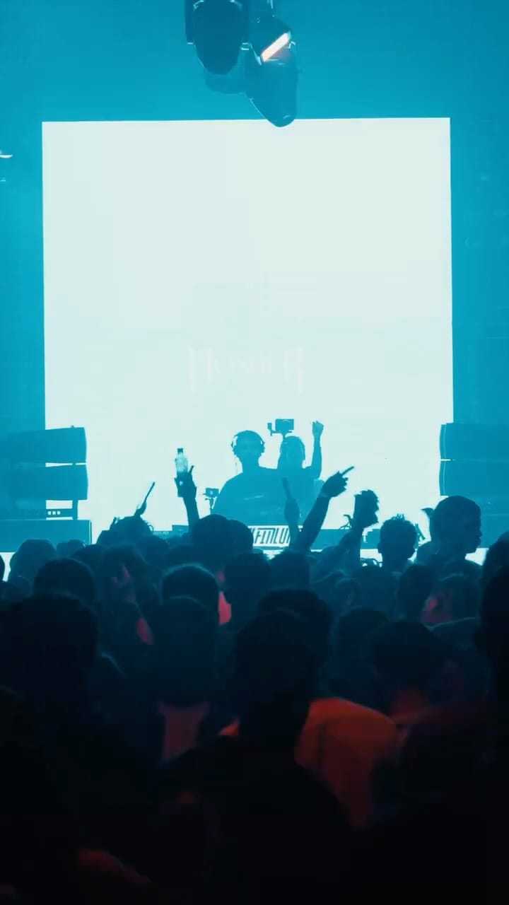 Post 9 by MOSHER | DJ PRODUCTOR on Instagram (video)