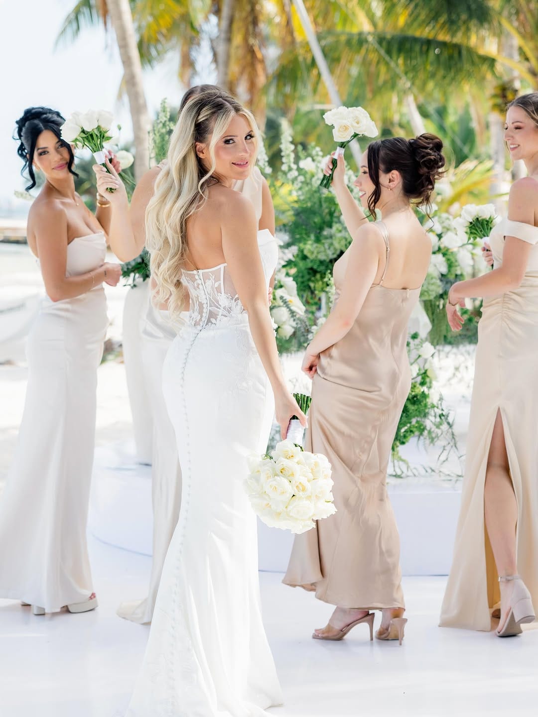 Post 8 by Riviera Maya Wedding Planner on Instagram (carousel)