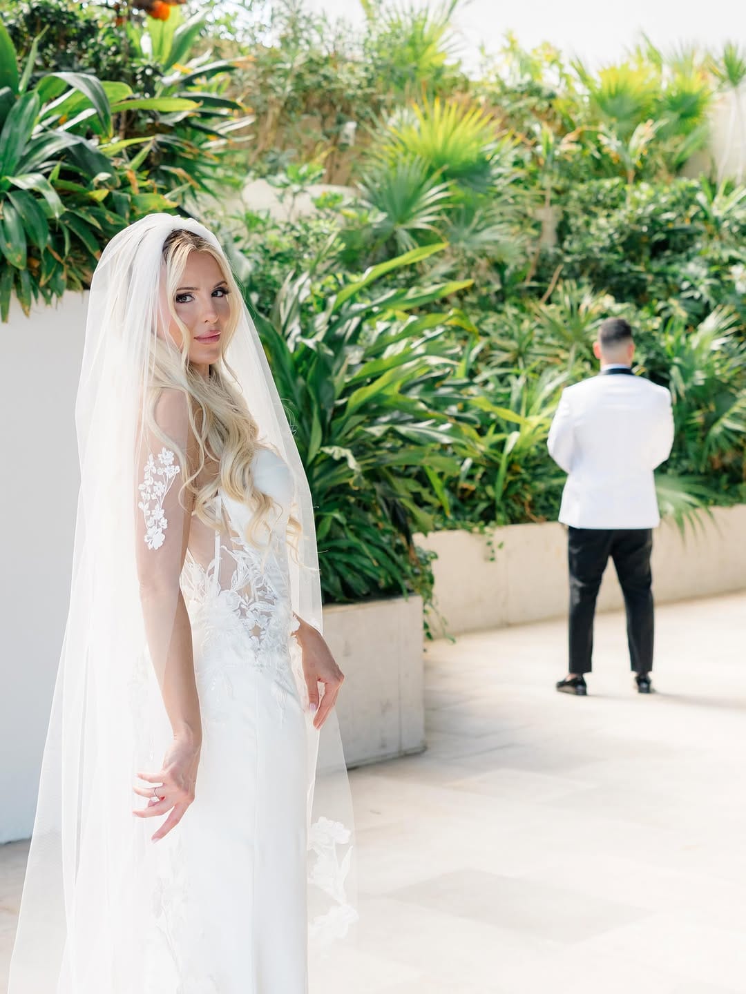 Post 10 by Riviera Maya Wedding Planner on Instagram (carousel)
