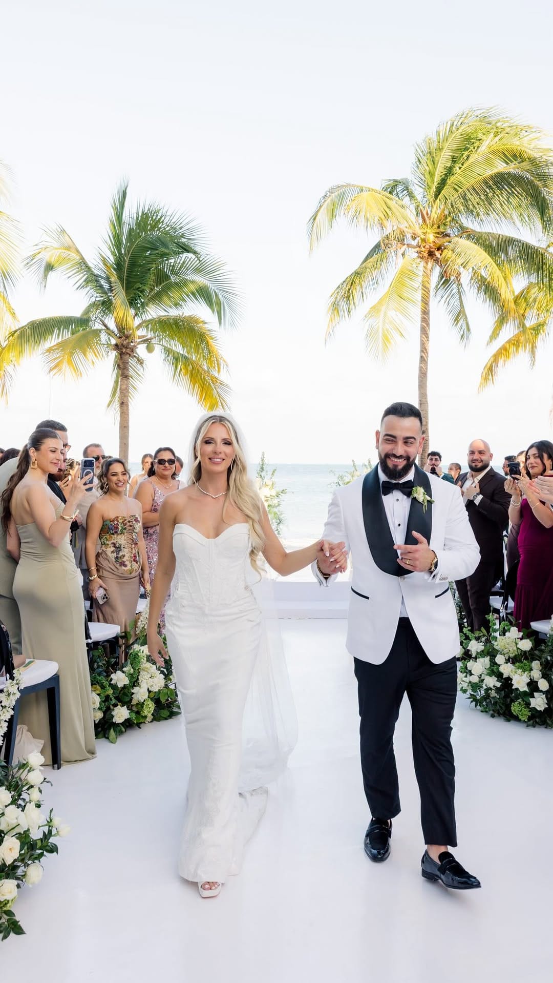 Post 6 by Riviera Maya Wedding Planner on Instagram (video)