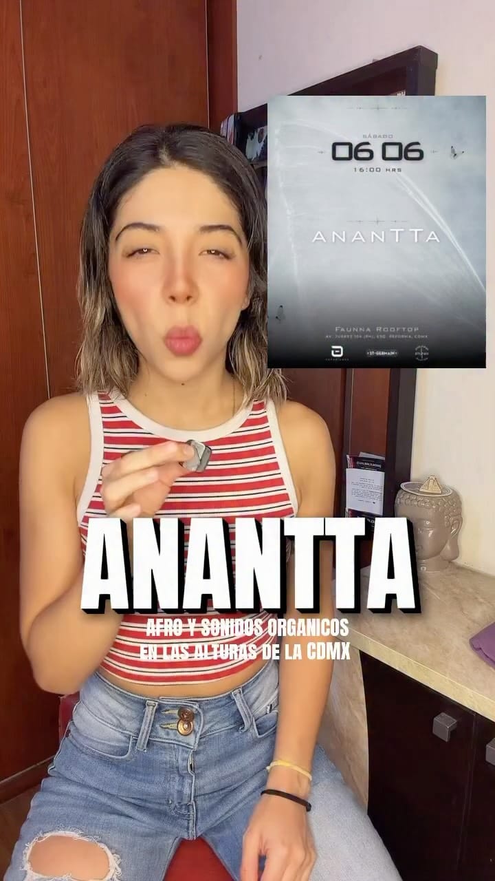 Post 8 by Kamana Show on Instagram (video)