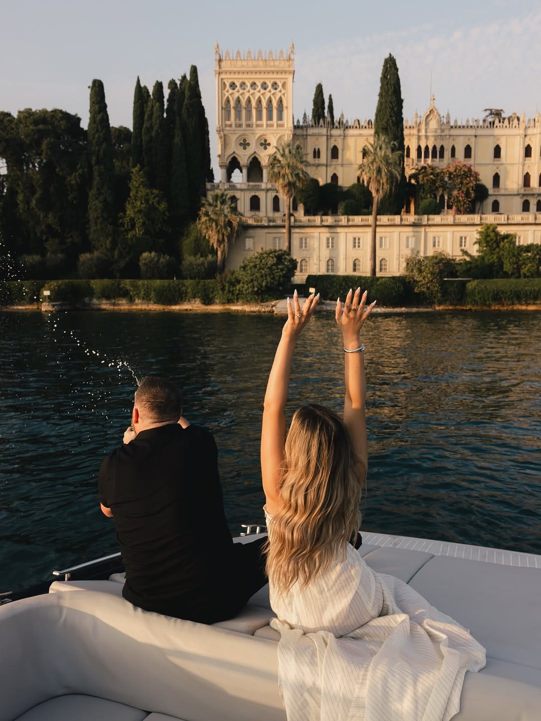 Post 2 by DESTINATION WEDDING PHOTOGRAPHER on Instagram (carousel)