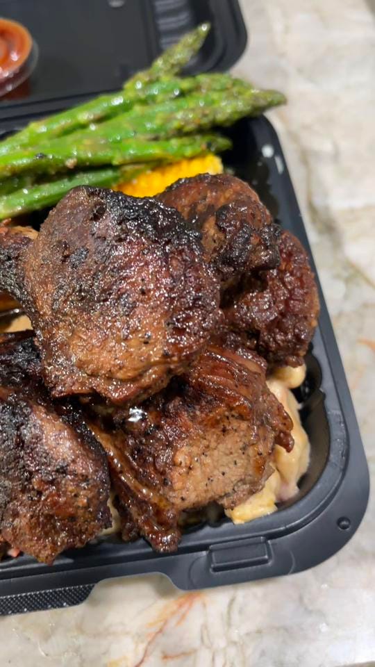 Post 6 by Elite Eats on TikTok (video)