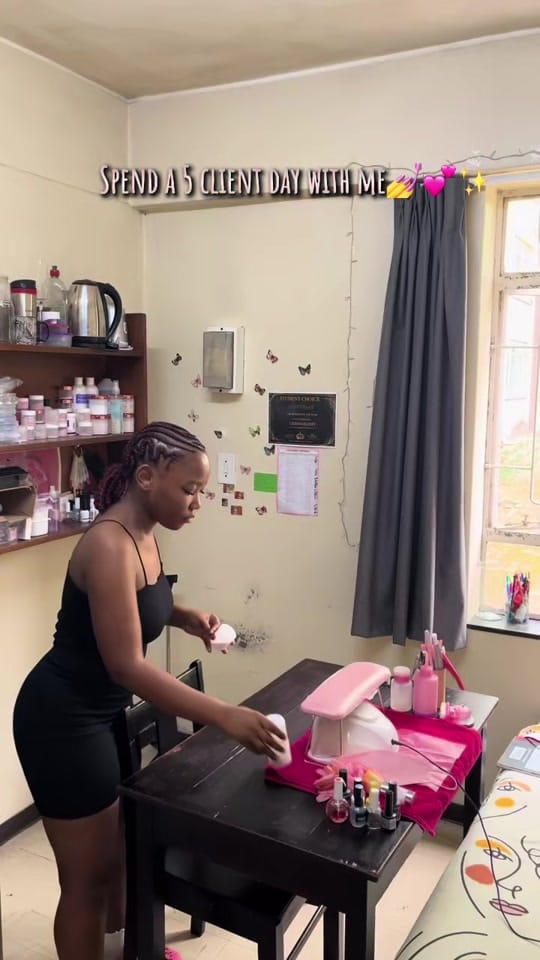Post 10 by Cebile Hlatshwayo| Nail tech on TikTok (video)