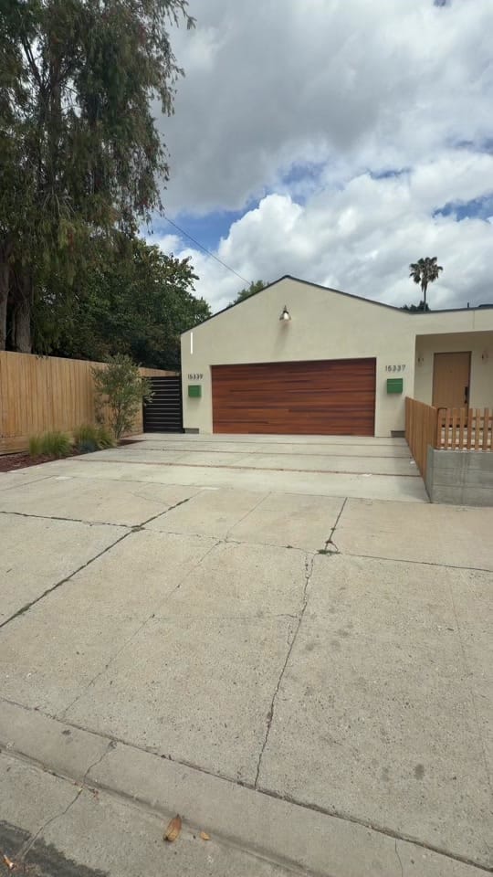 Post 5 by Eva | Los Angeles Realtor® ❤️✨ on TikTok (video)