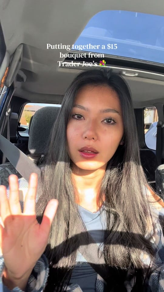 Post 1 by Sakura on TikTok (video)