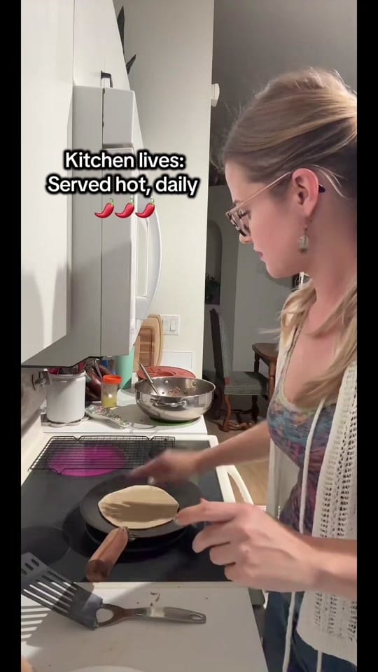 Post 9 by thedailychai on TikTok (video)