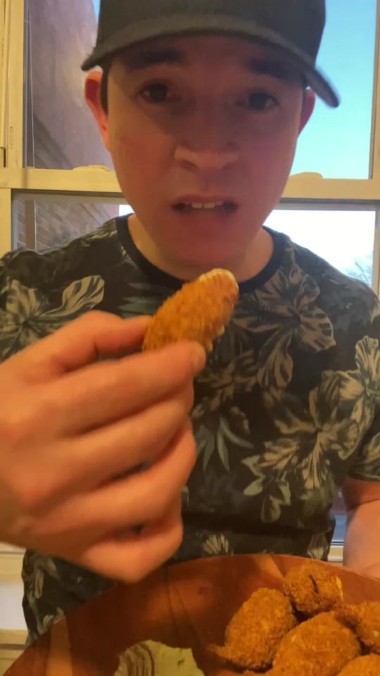 Post 6 by FoodTourTv on TikTok (video)