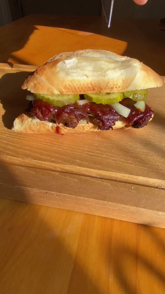 Post 10 by FoodTourTv on TikTok (video)