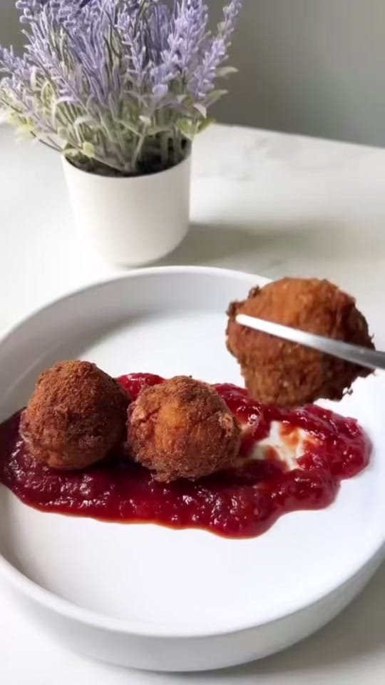 Post 5 by Danielle | Neutral Kitchen on TikTok (video)
