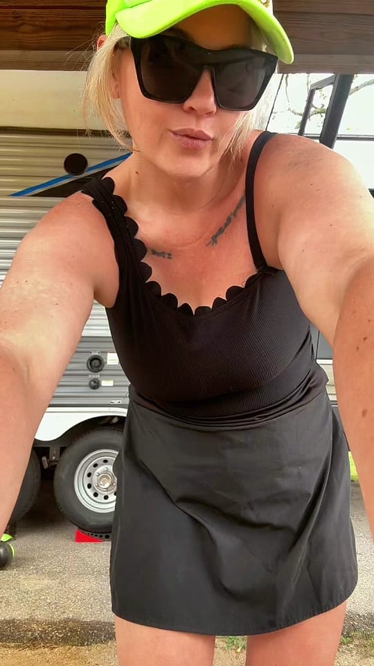 Post 1 by Christina Gayer on TikTok (video)