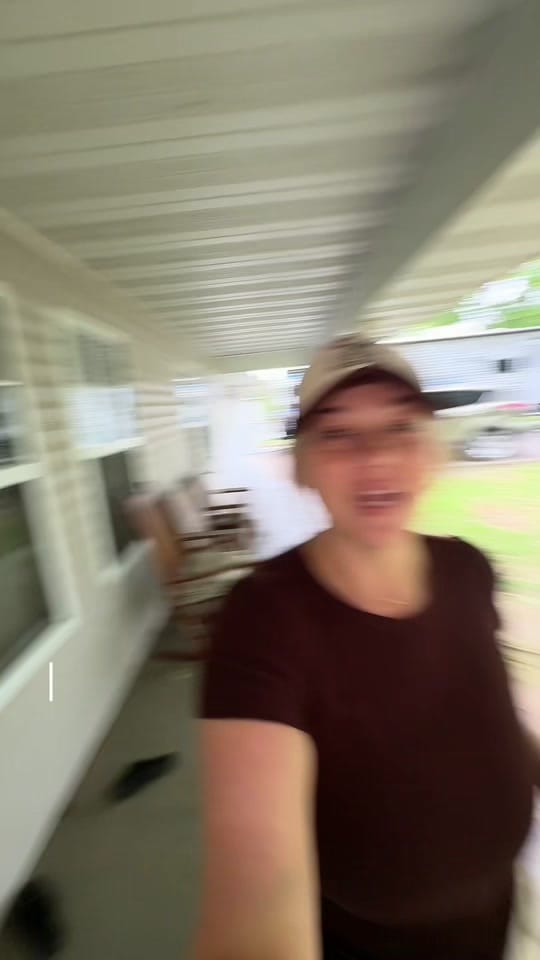 Post 10 by Christina Gayer on TikTok (video)