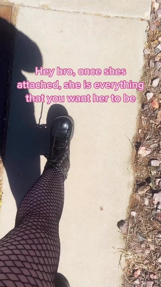 Post 5 by killerquee3n on TikTok (video)