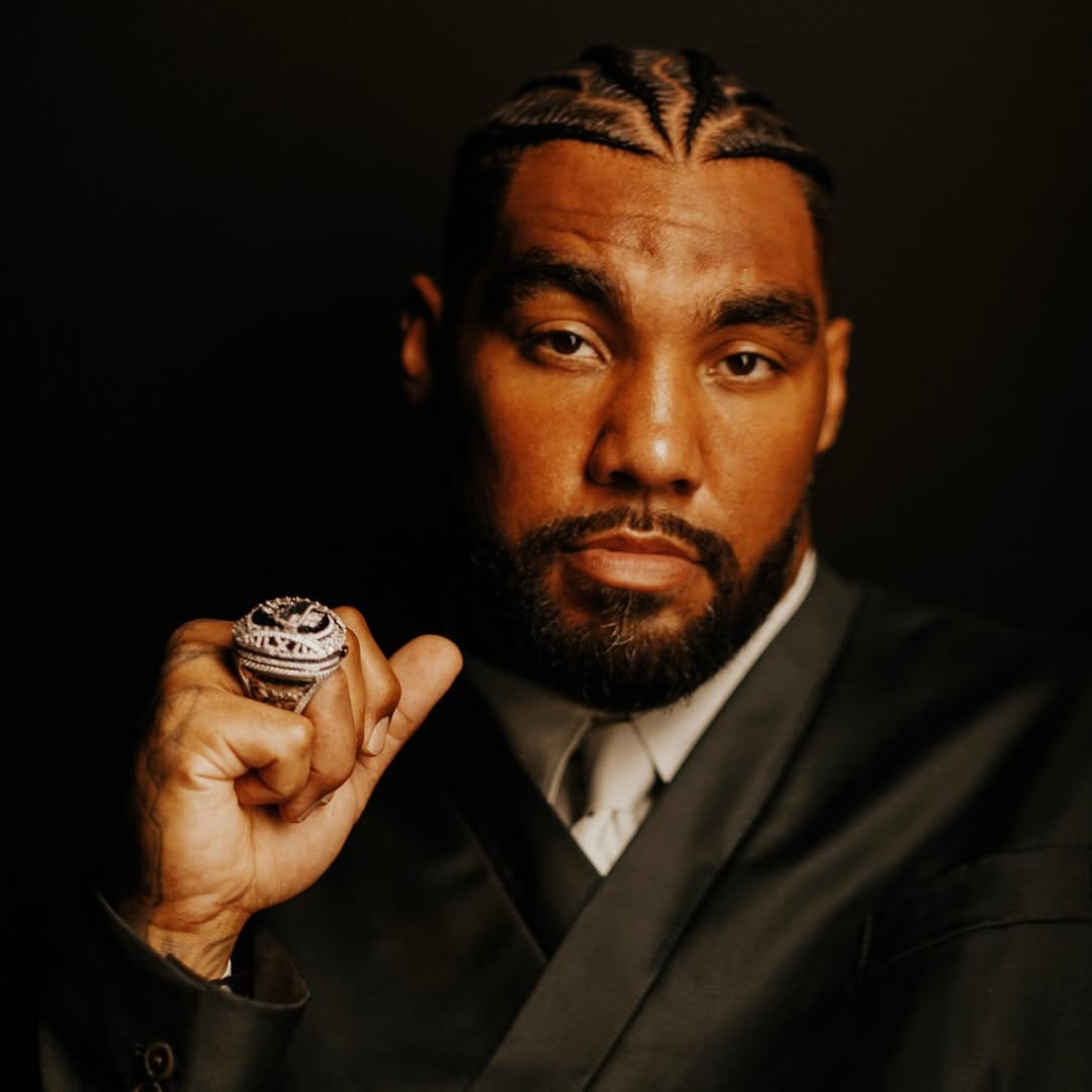 Post 1 by Leonard Williams on TikTok (video)