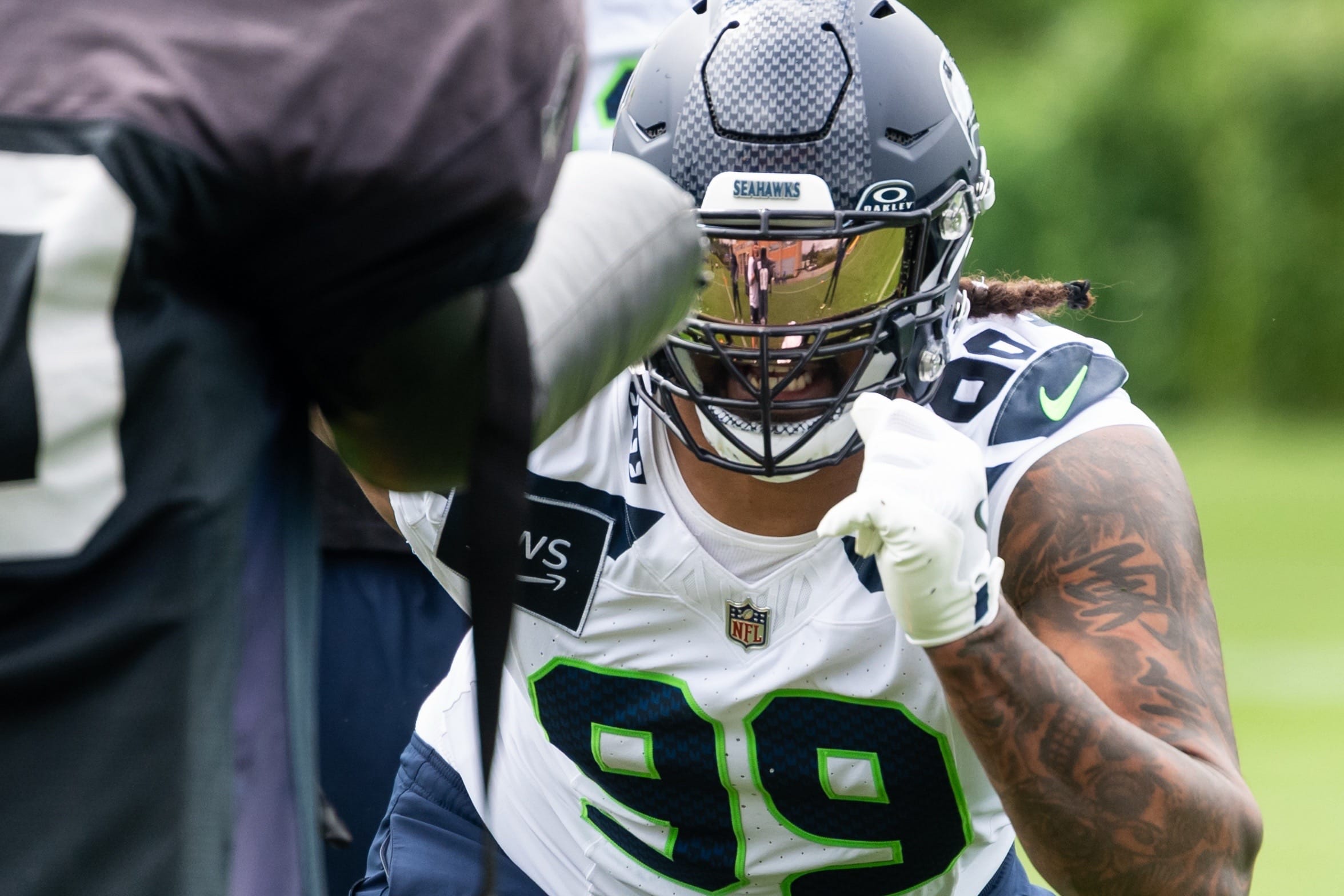 Post 6 by Leonard Williams on TikTok (video)