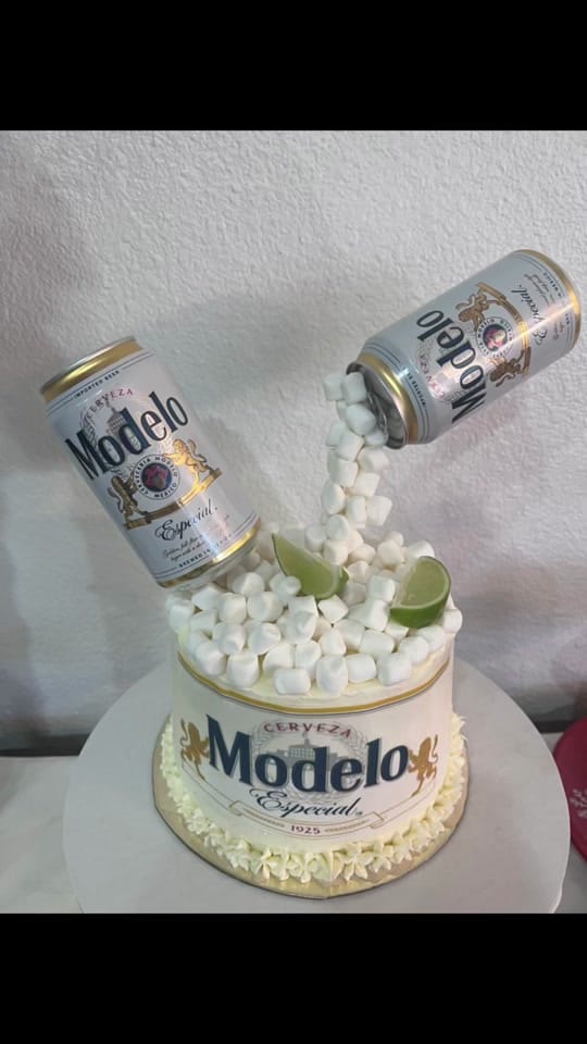 Post 10 by Karen Avellaneda on TikTok (video)