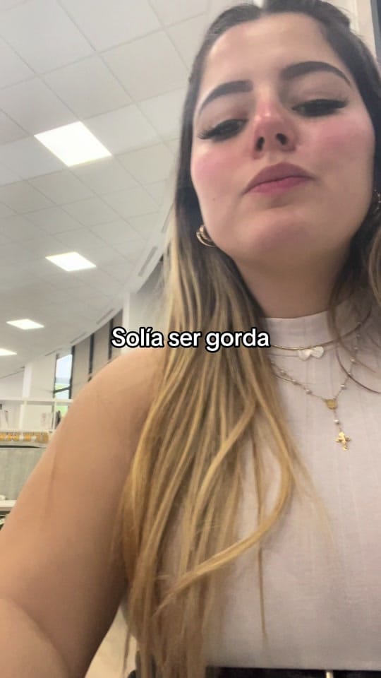 Post 10 by Alexandraiscurvy on TikTok (video)