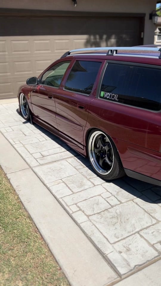 Post 7 by 2001_volvo_v70_t5 on TikTok (video)