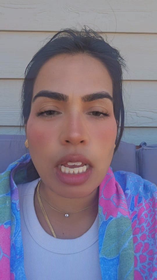 Post 2 by Hina Henderson on TikTok (video)