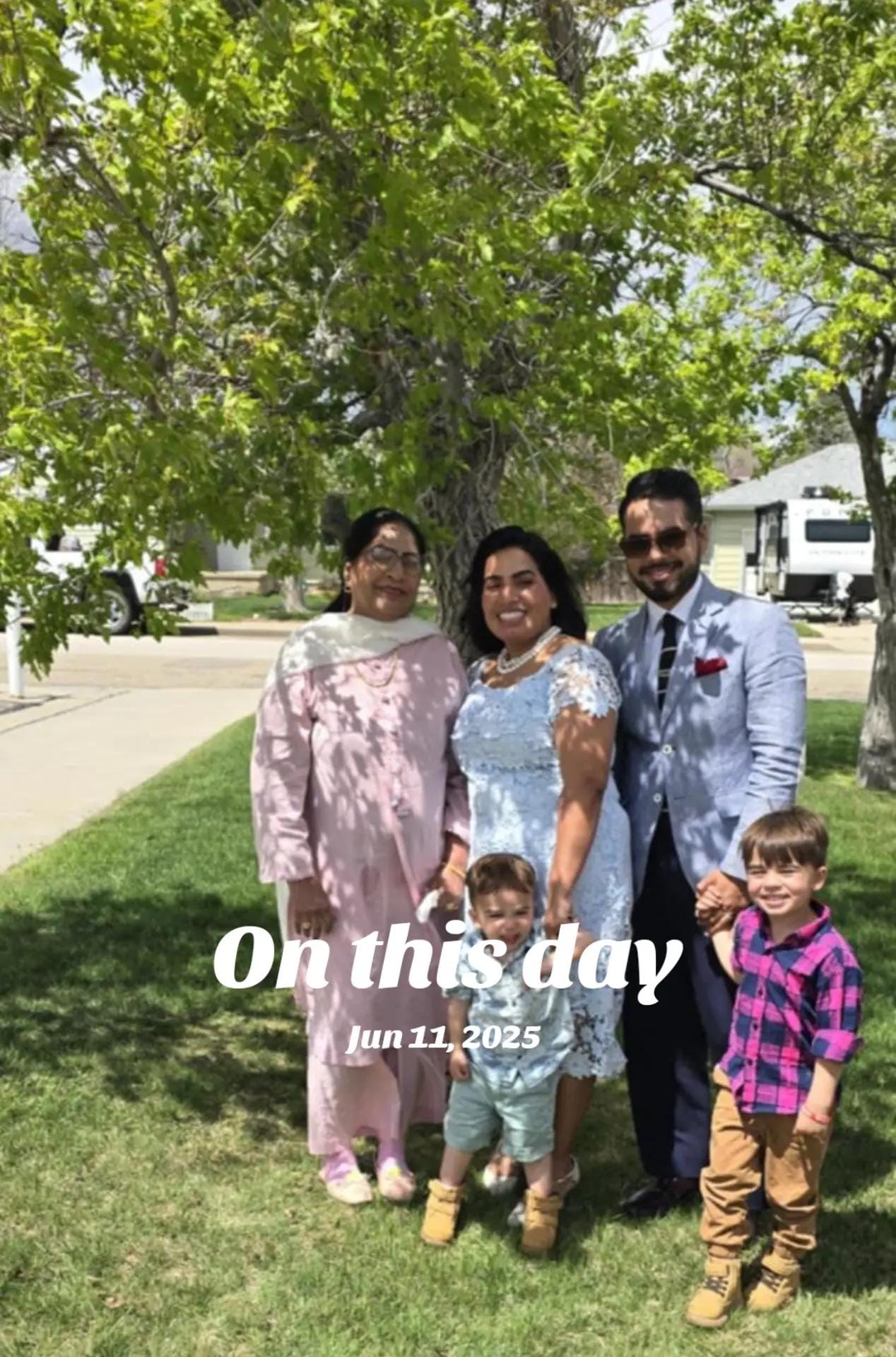 Post 3 by Hina Henderson on TikTok (video)