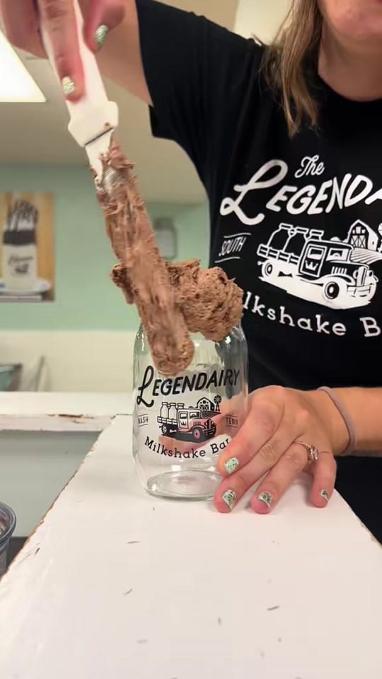 Post 5 by The Legendairy Milkshake Bar on TikTok (video)