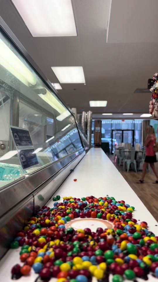 Post 8 by The Legendairy Milkshake Bar on TikTok (video)