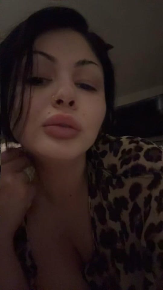 Post 7 by Carolyne NvrrO on TikTok (video)