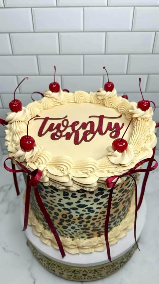 Post 10 by simplysweetsbyaniya on TikTok (video)