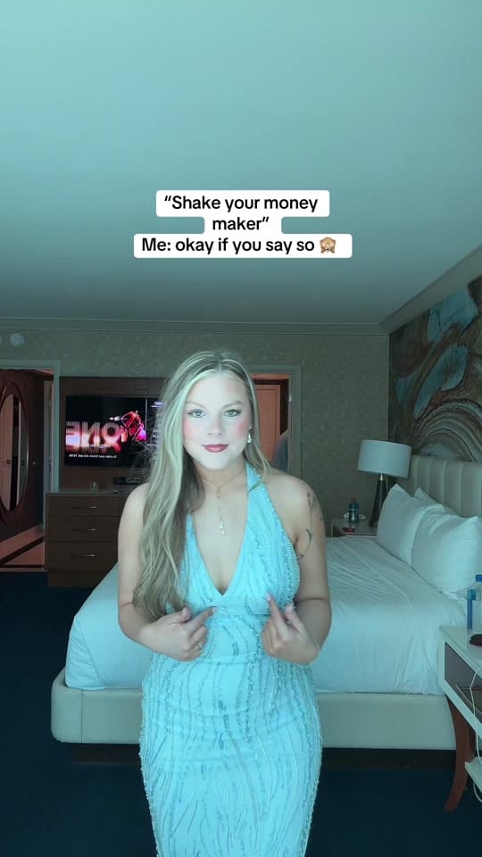 Post 6 by Aleese🧚‍♀️ on TikTok (video)