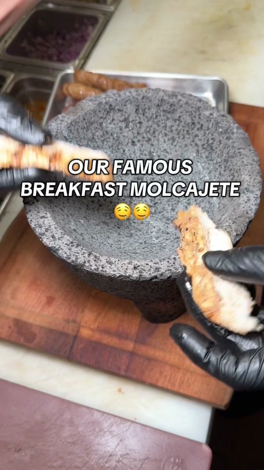 Post 8 by Clandestino Gastro Bar on TikTok (video)