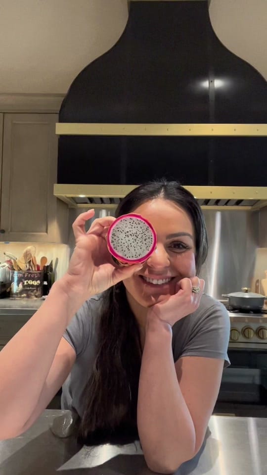 Post 8 by Veronica Eicken on TikTok (video)