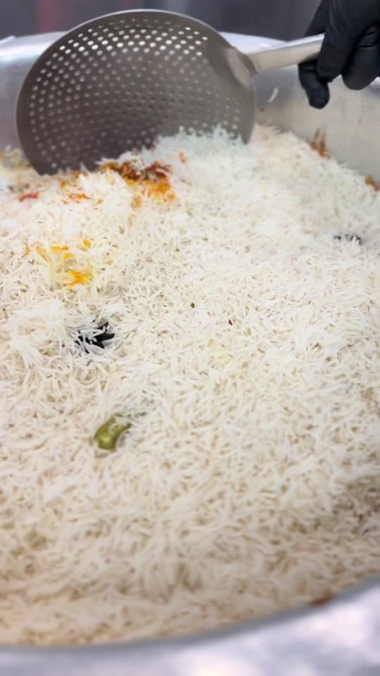 Post 9 by Hum Pakistani 🥭Log 🇺🇸 🇵🇰 on TikTok (video)
