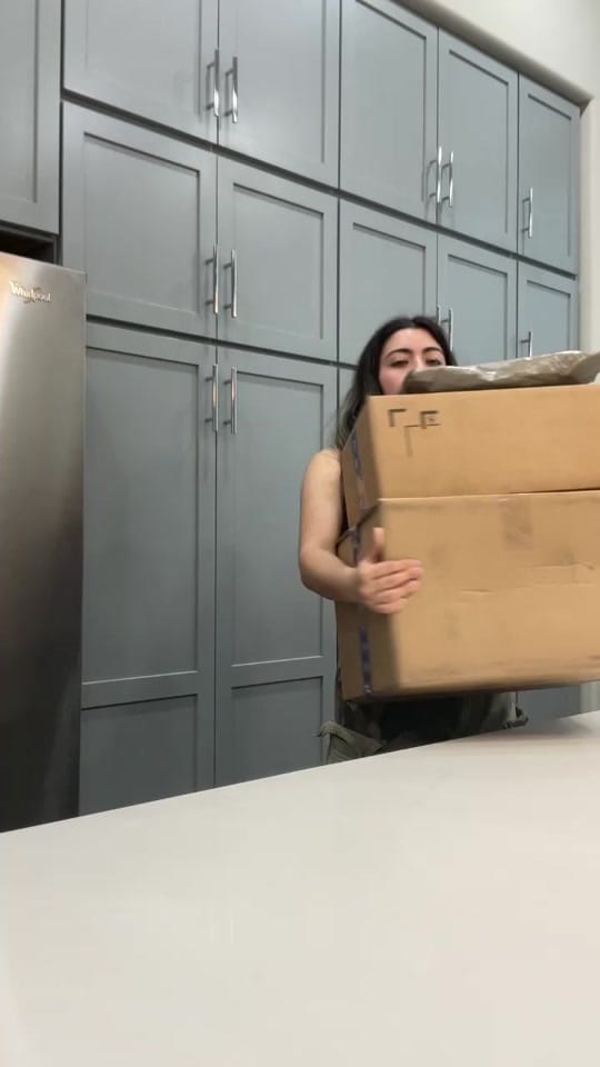 Post 2 by Nelly C on TikTok (video)