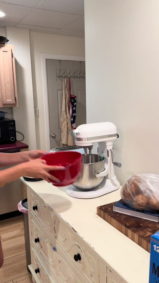 Post 7 by Addison | ✈️🏋️‍♀️🥖🍪📚💍🐶⛰️ on TikTok (video)