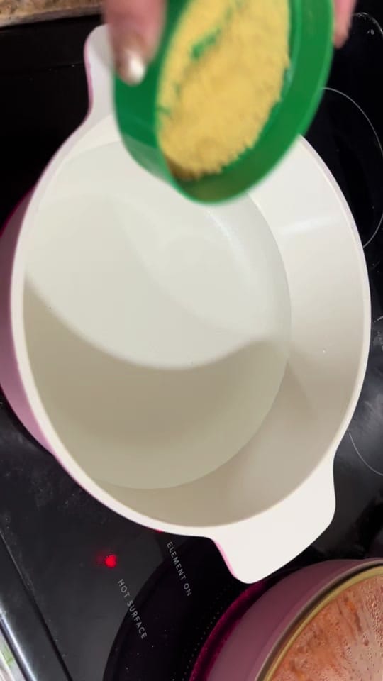 Post 3 by Leslie Ceballos on TikTok (video)
