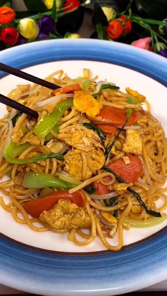 Post 8 by Catch Food on TikTok (video)