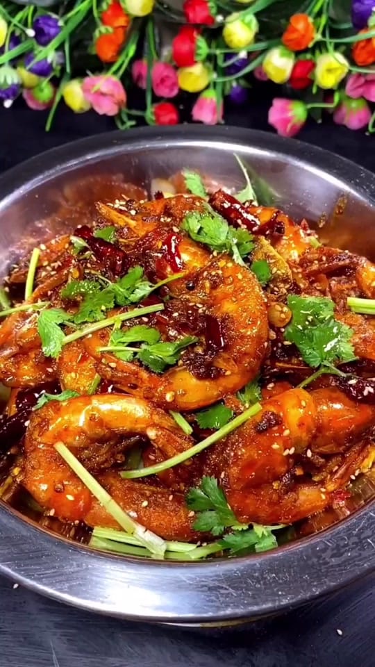 Post 10 by Catch Food on TikTok (video)