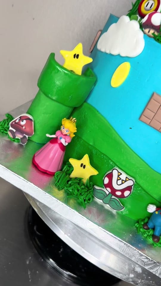 Post 2 by Patisserie Amour on TikTok (video)