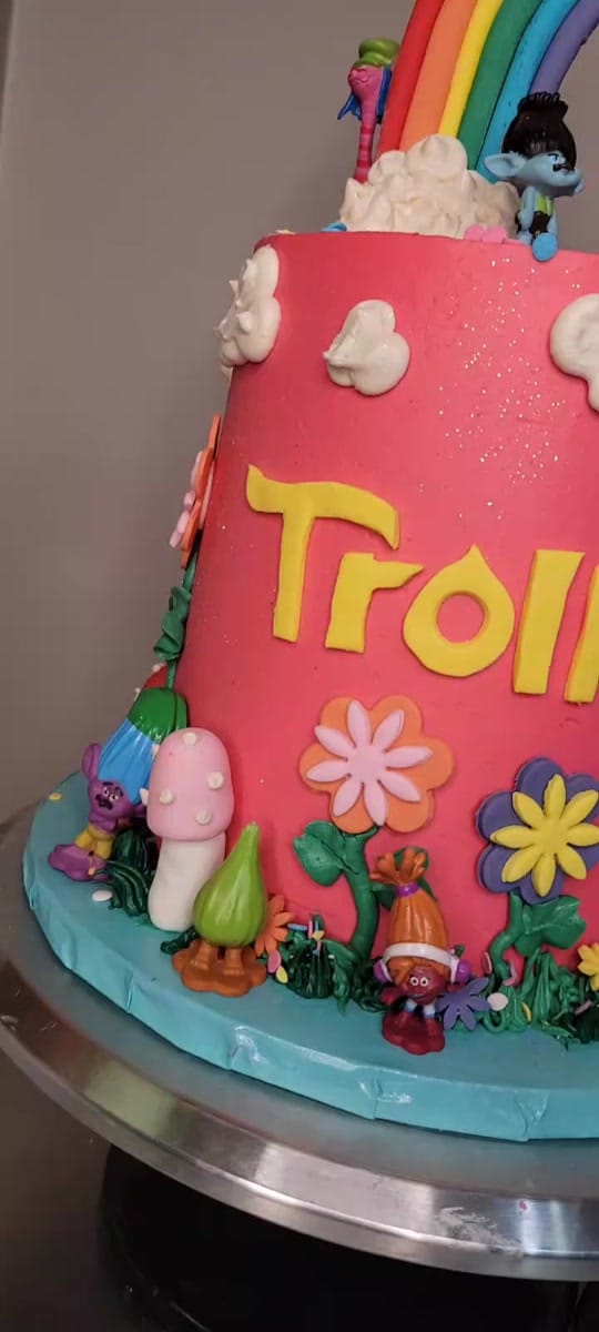 Post 7 by Patisserie Amour on TikTok (video)