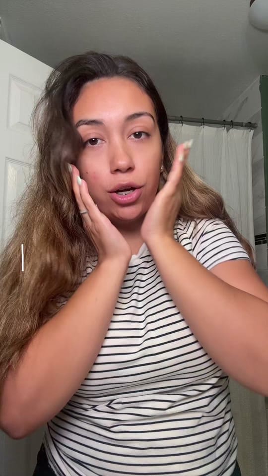 Post 4 by Maria on TikTok (video)