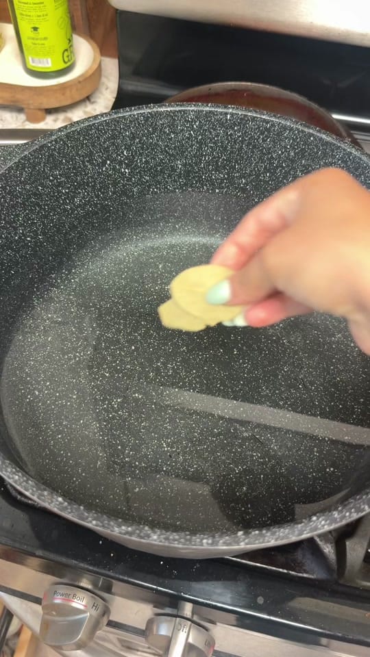 Post 5 by Maria on TikTok (video)