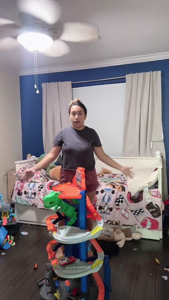 Post 6 by Maria on TikTok (video)