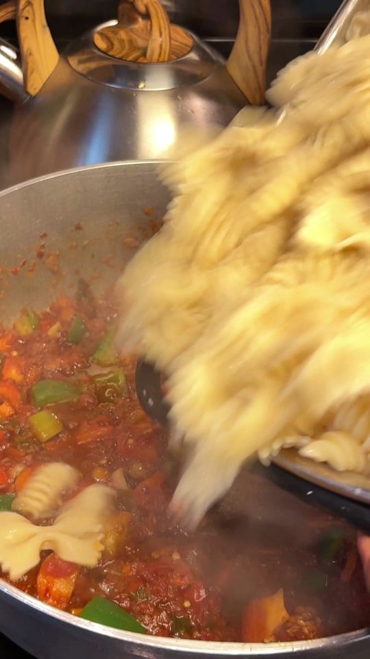 Post 8 by BellasWestAfricanCuisine on TikTok (video)