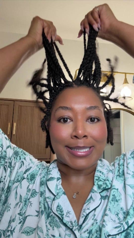Post 3 by Alexis on TikTok (video)