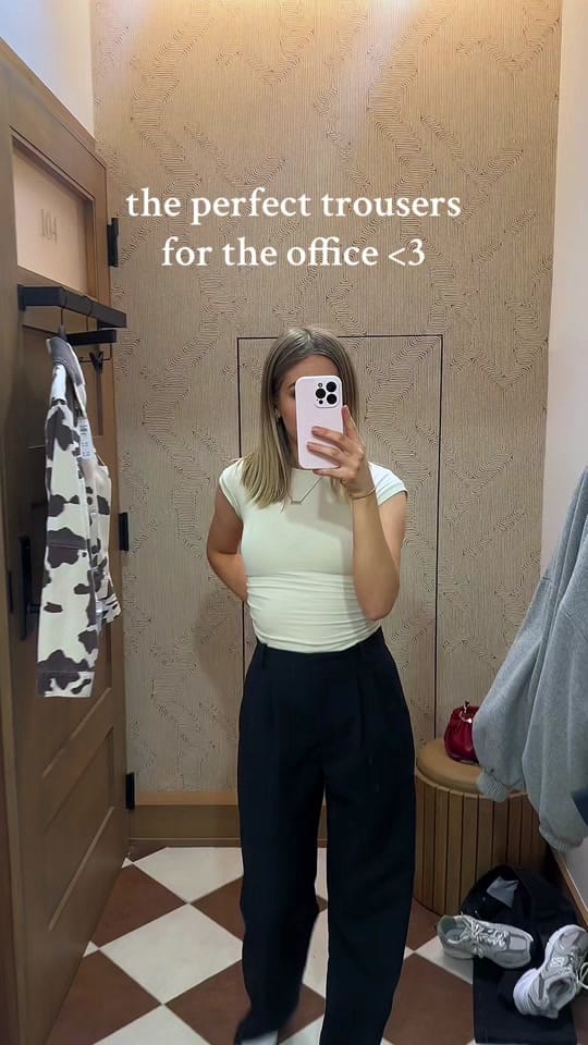 Post 7 by ellie jones 🤍 on TikTok (video)
