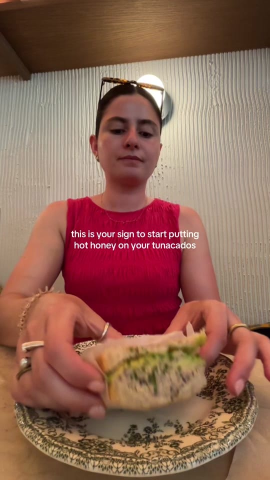 Post 4 by Nicole Malik on TikTok (video)